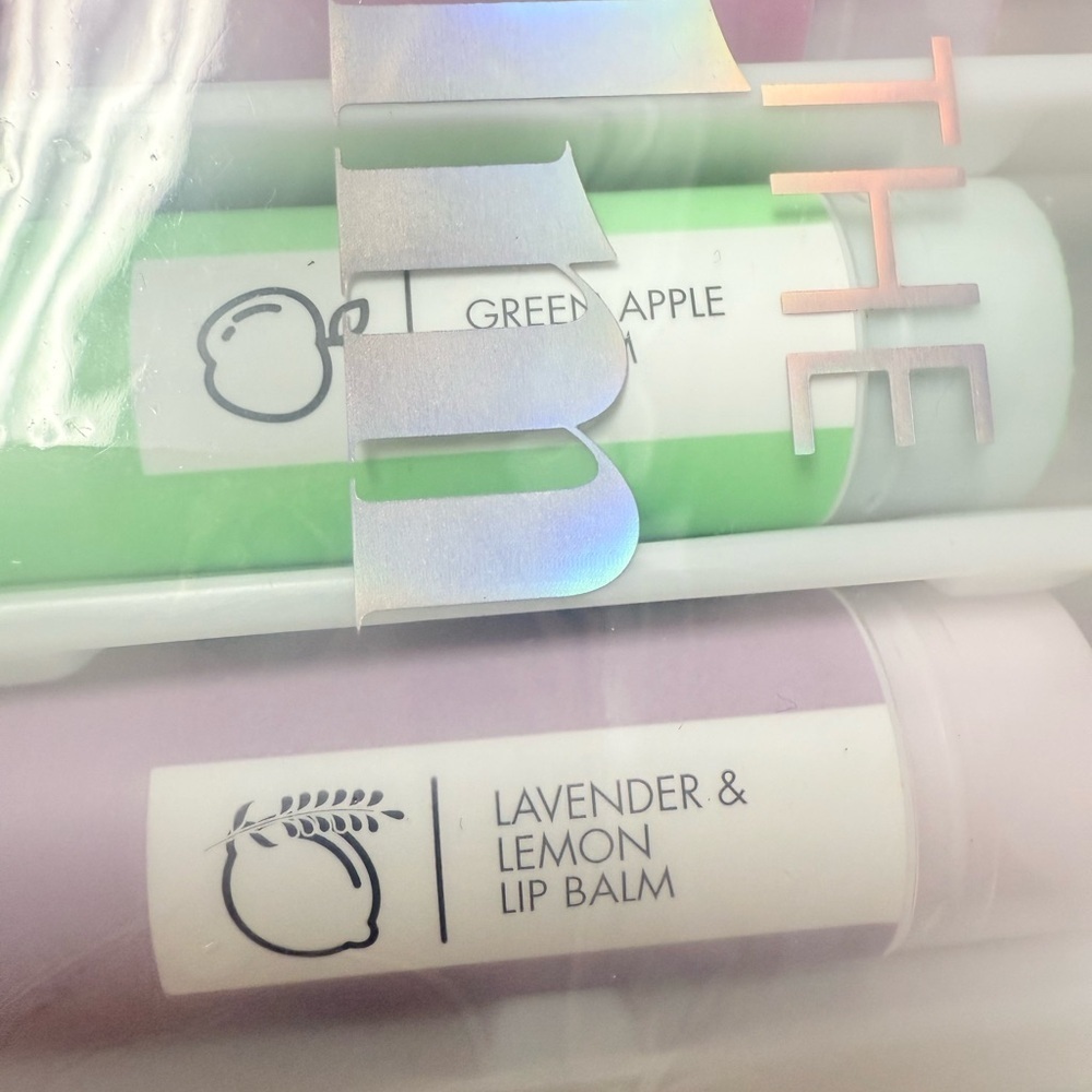 You The Balm 5 Piece Lip Balm Set Jumbo Size - NWT - Picture 2 of 6